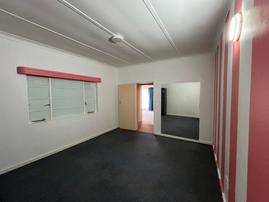 4 Bedroom Property for Sale in Frankfort Free State